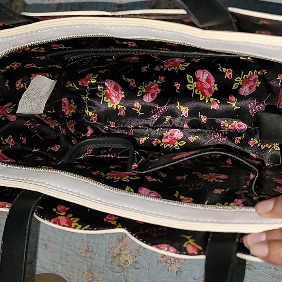 Betsey Johnson pre-love purse - Picture 3 of 6